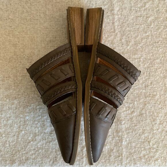 NOT RATED Monty Mule Faux Leather Slip On Pointed Toe Women’s Size 8.5 - Picture 9 of 11